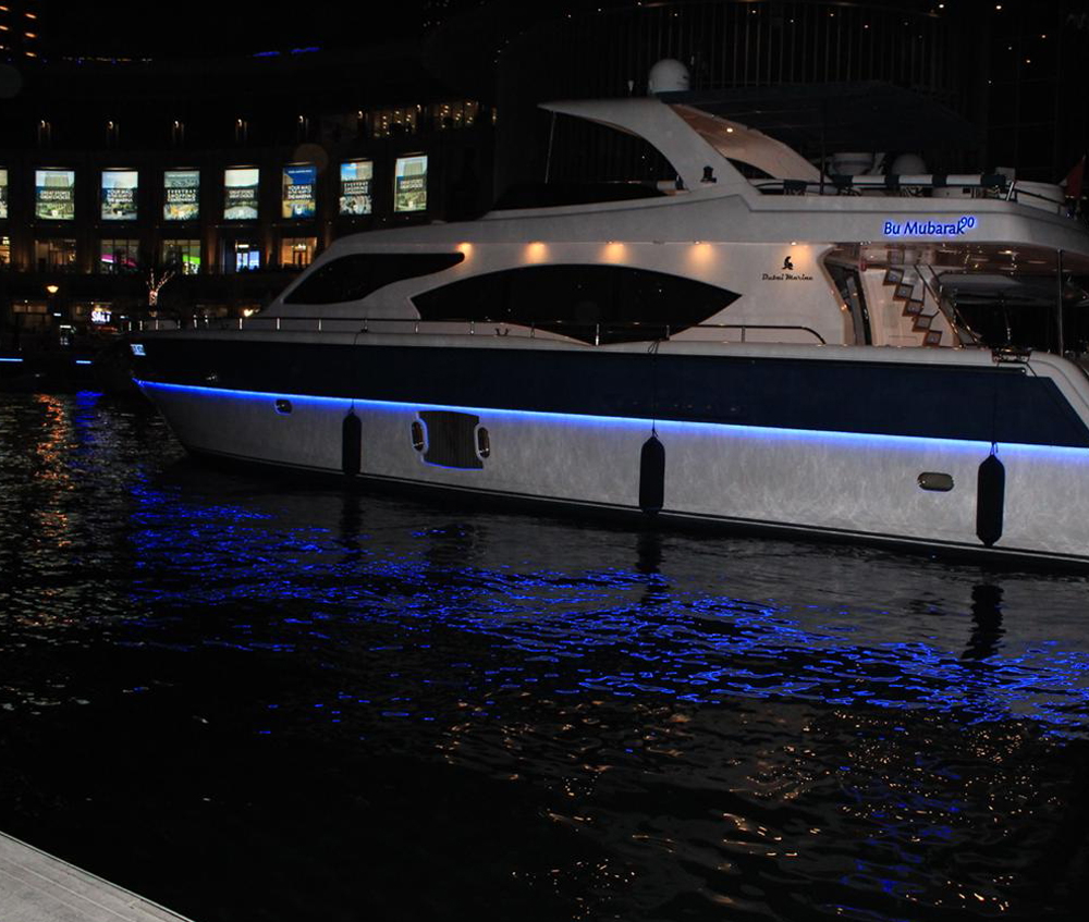 85ft Dubai Marine Blue