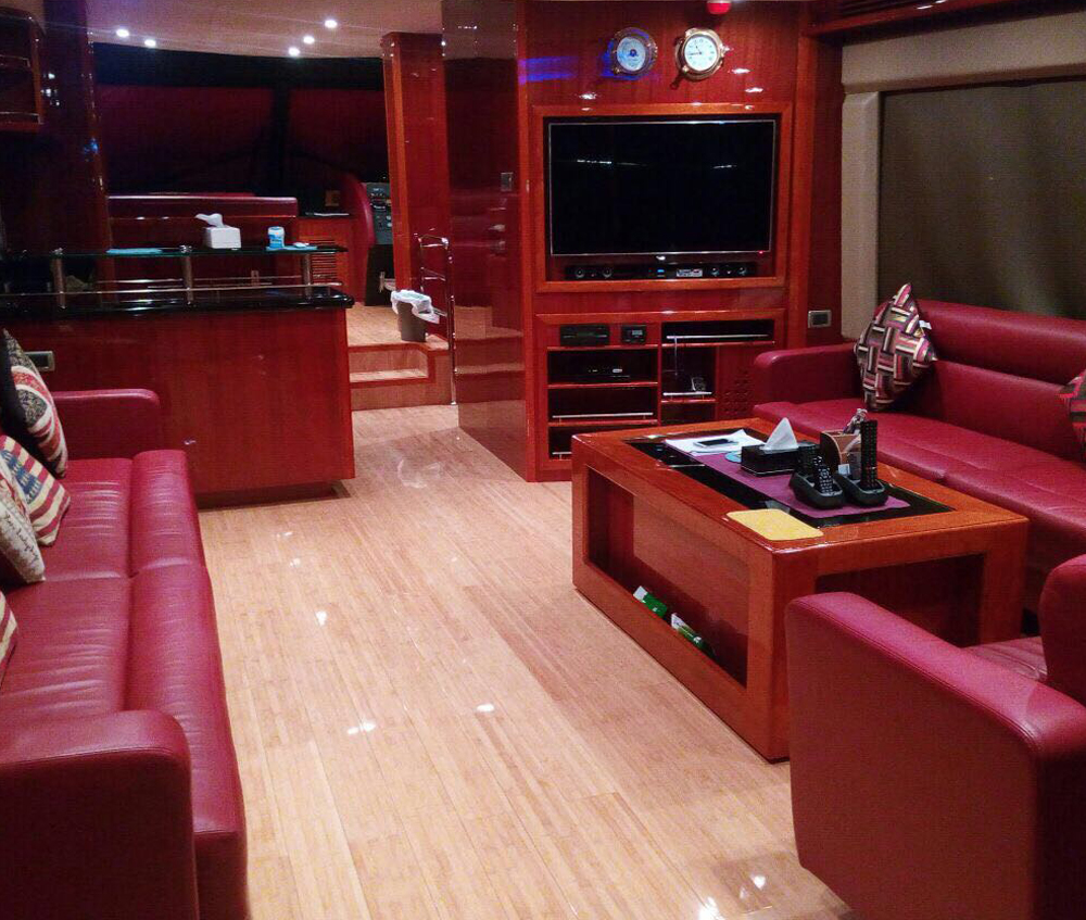 88ft Dubai Marine RED (Big Daddy)