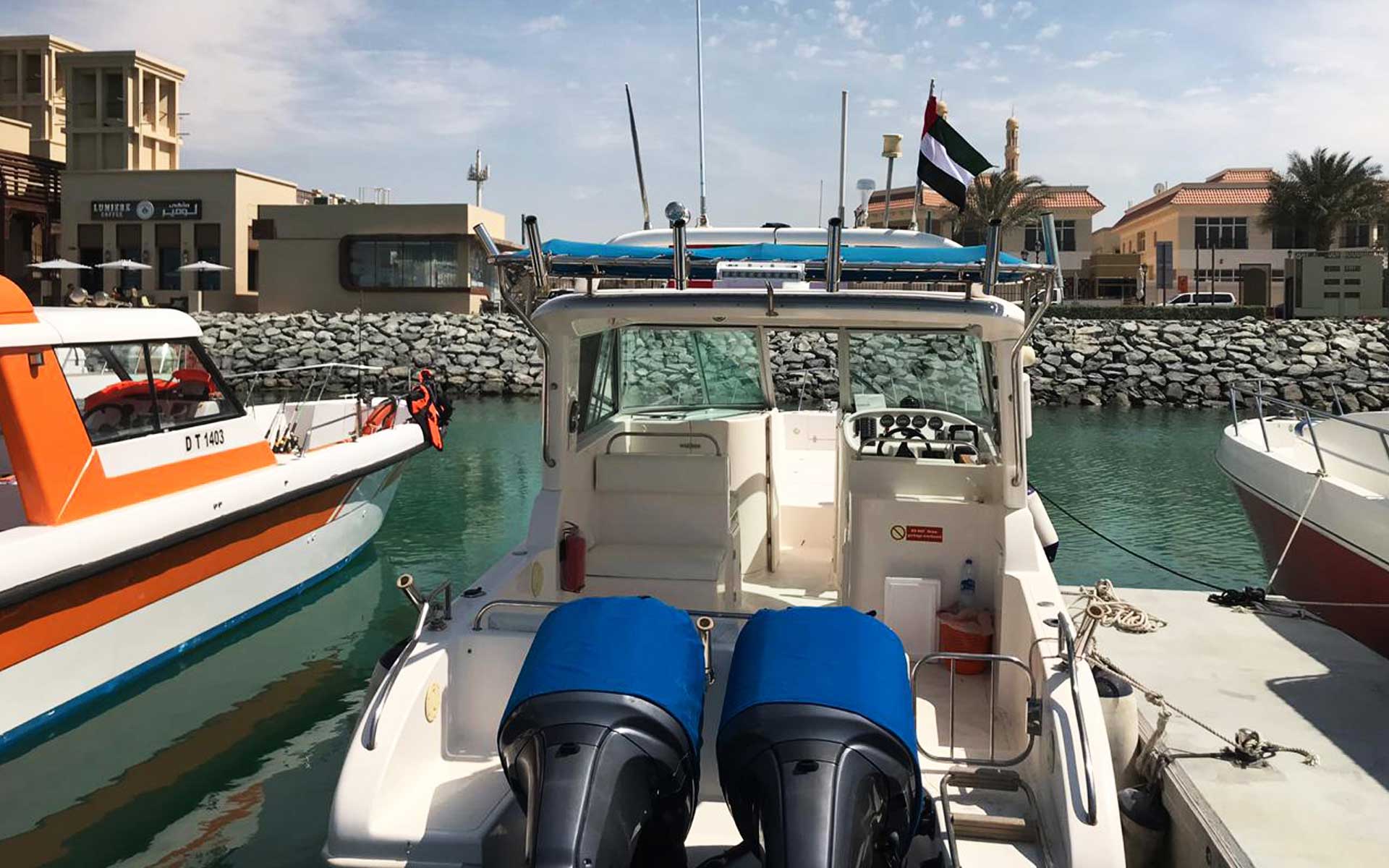 Fishing_boats_in_Dubai